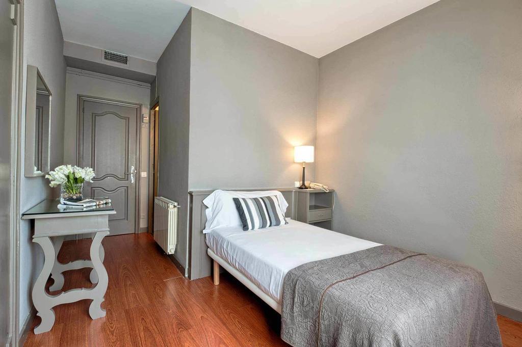 Hotel Paseo De Gracia Barcellona Esterno foto