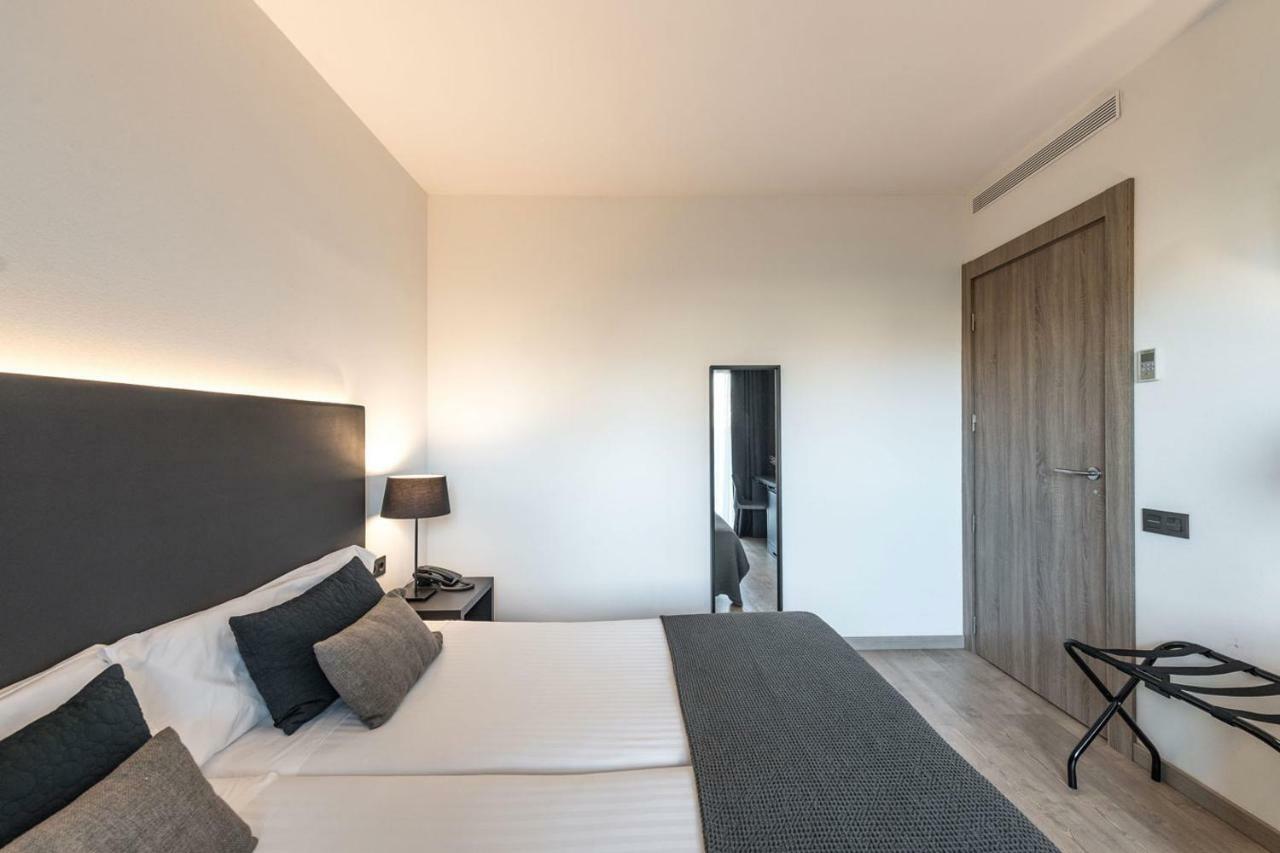 Hotel Paseo De Gracia Barcellona Esterno foto